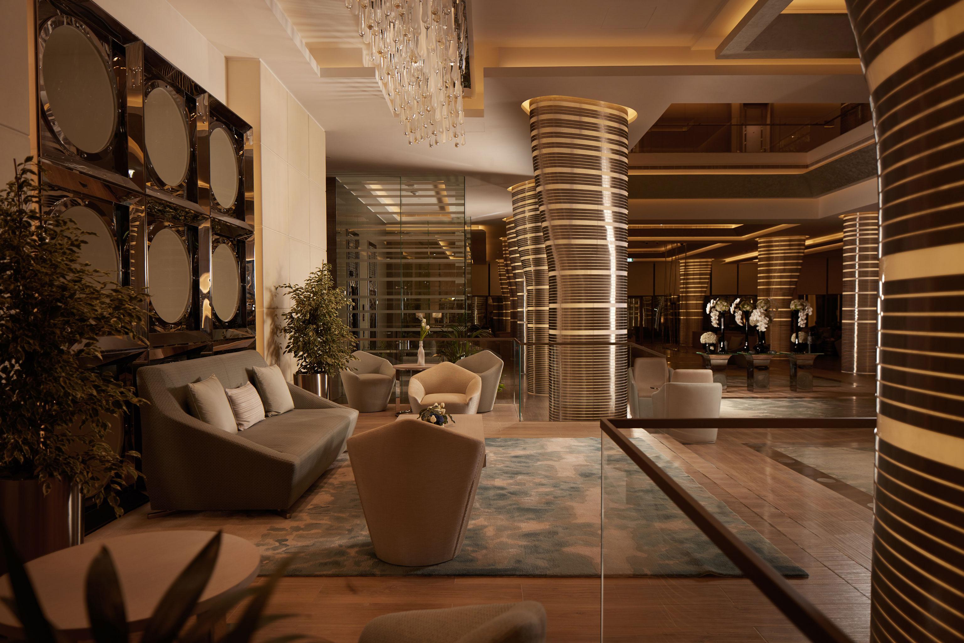 Royal M By Gewan